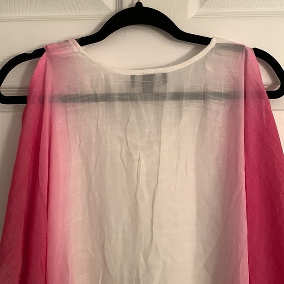 NWT AGB Pink & White Crepe Cold Shoulder  Blouse Size M #006 - Picture 4 of 10